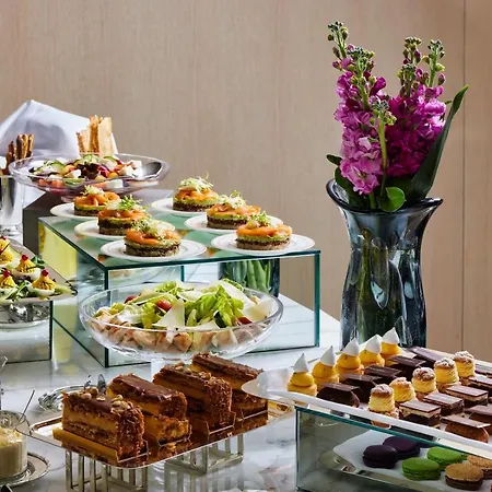 Hotel Vakko And Istanbul